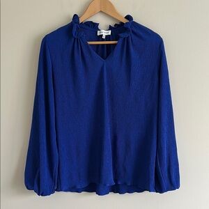 Willa Story Textured Ruffle V Neck Blouse Medium